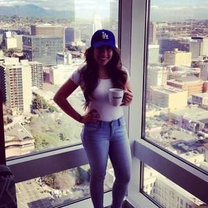 Meet your Posher, Alejandra